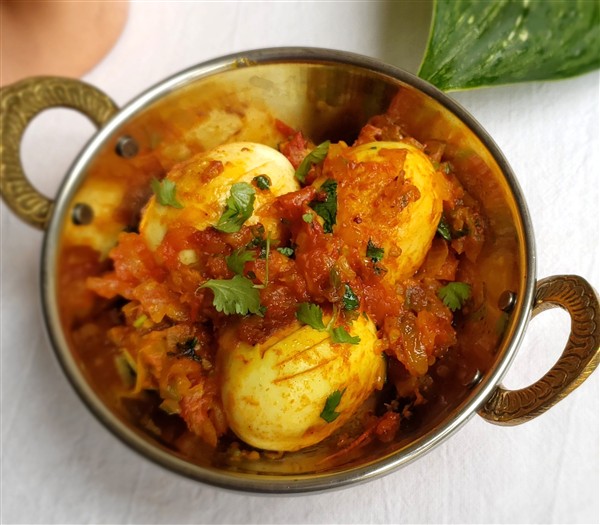 Easy Indian Egg Curry (Anda Curry)