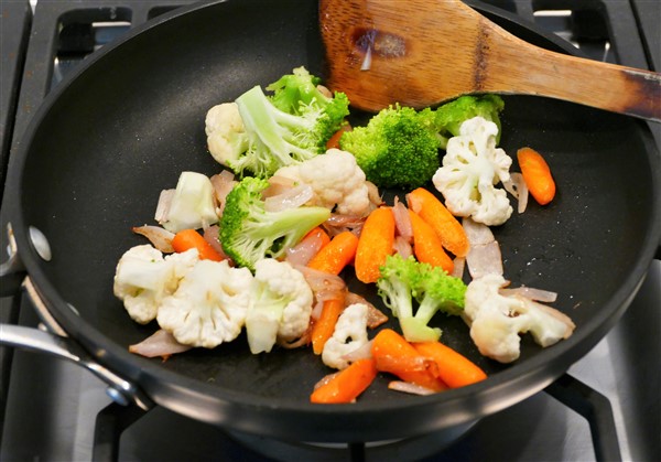 Stir-Fry Sprouts & Veggies - Easy, nutritious, vegan stir-fry.