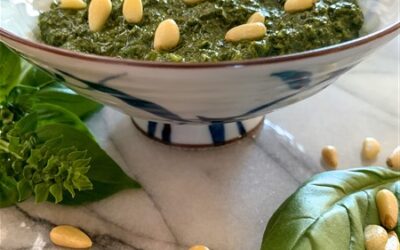 Fresh Vegetarian Italian Basil Pesto