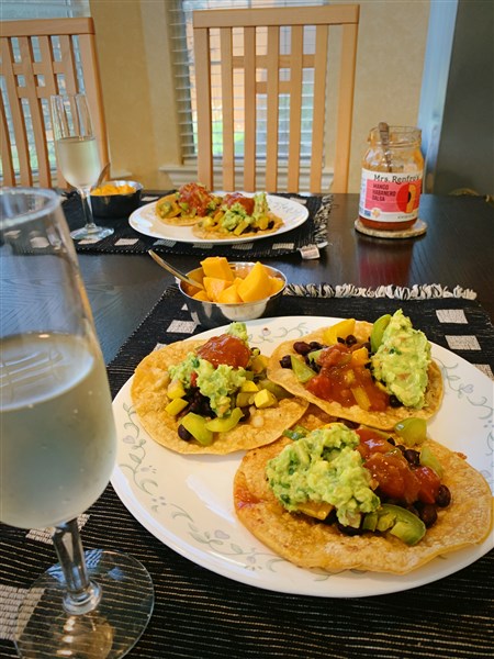 Colorful Vegetarian Tacos for Lunch!