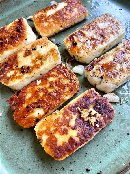 Grilled Halloumi Cheese